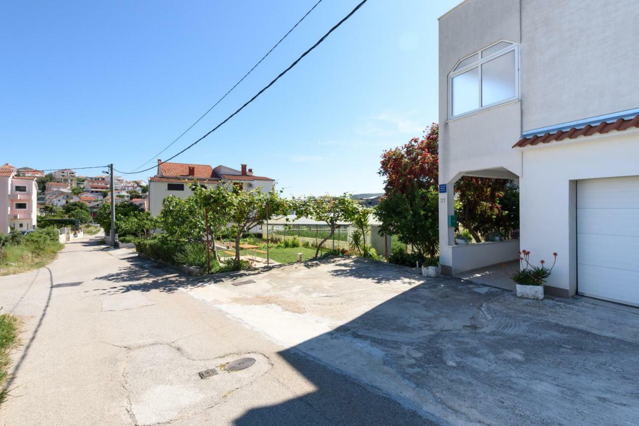 Apartmani Beran Seget Vranjica Exterior foto